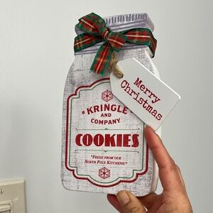 Kringle and Company Christmas Cookie Jar Decor